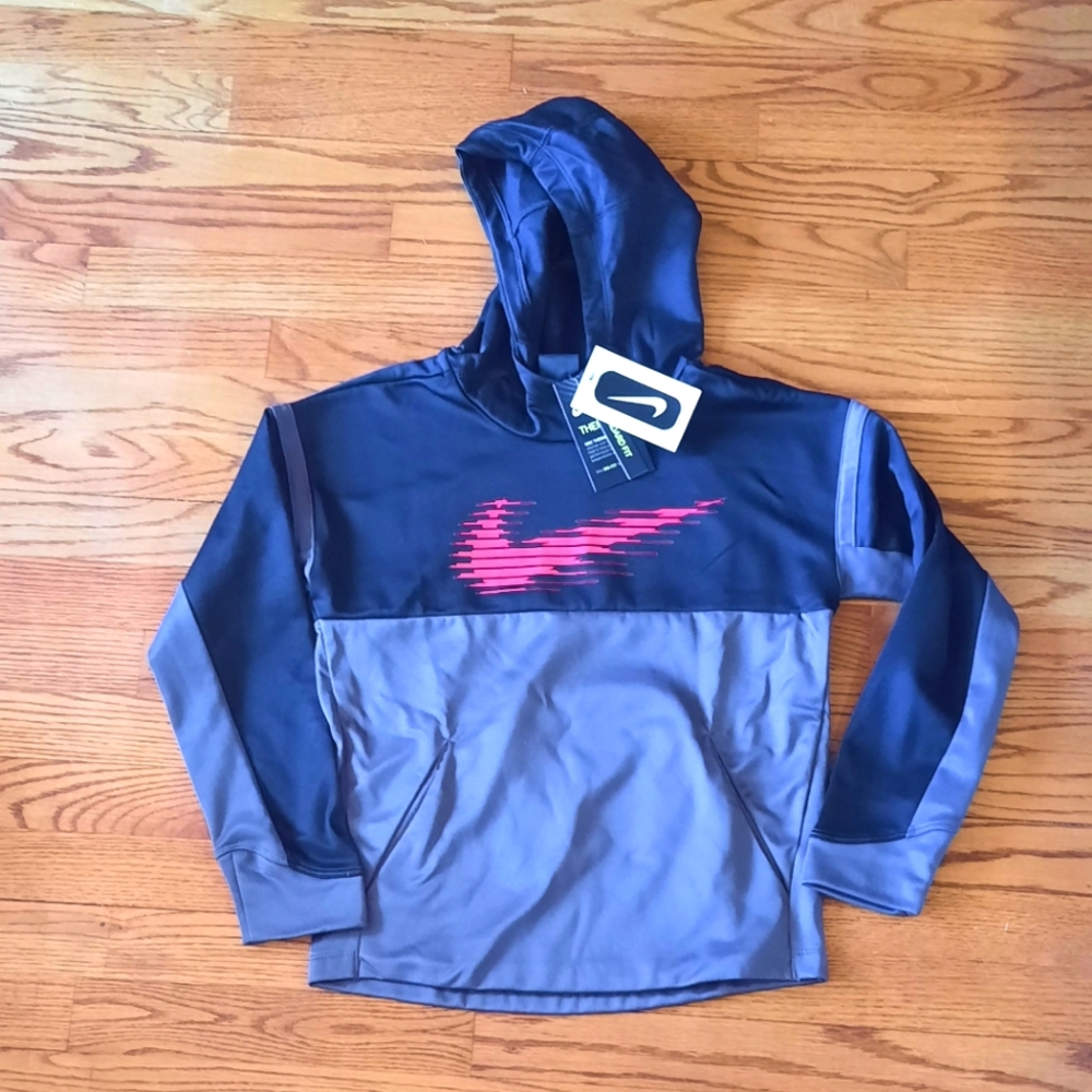 Nike therma sweatshirt